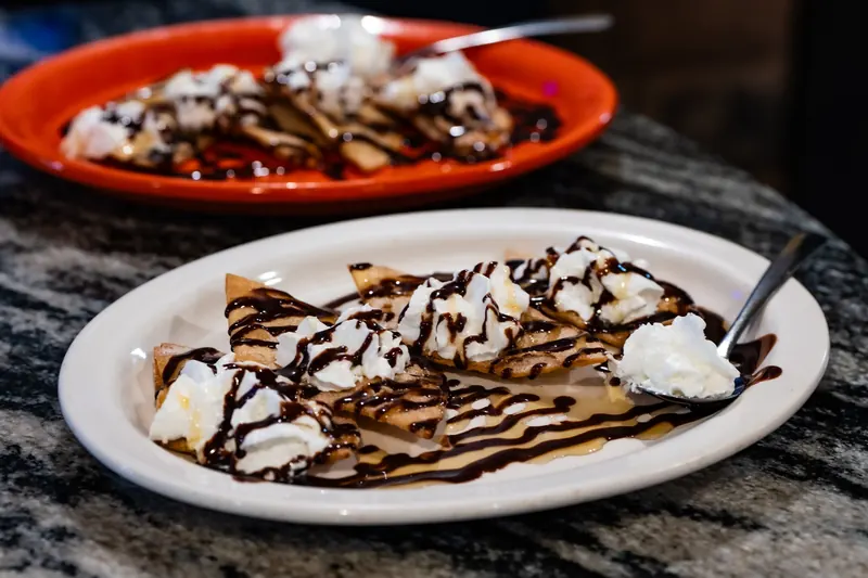 Dessert plate